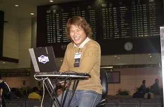 [航空543]2005 我也是歷史的一部分- 中國包機首航來台採訪 - 這裡胡說 JL TALKS