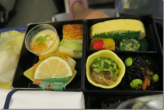 全日空:ANA 767 區域商務艙 TPE-NRT 2015–07 - 這裡胡說 JL TALKS 全日空:ANA 767 區域商務艙 TPE-NRT 2015–07 - 這裡胡說 JL TALKS