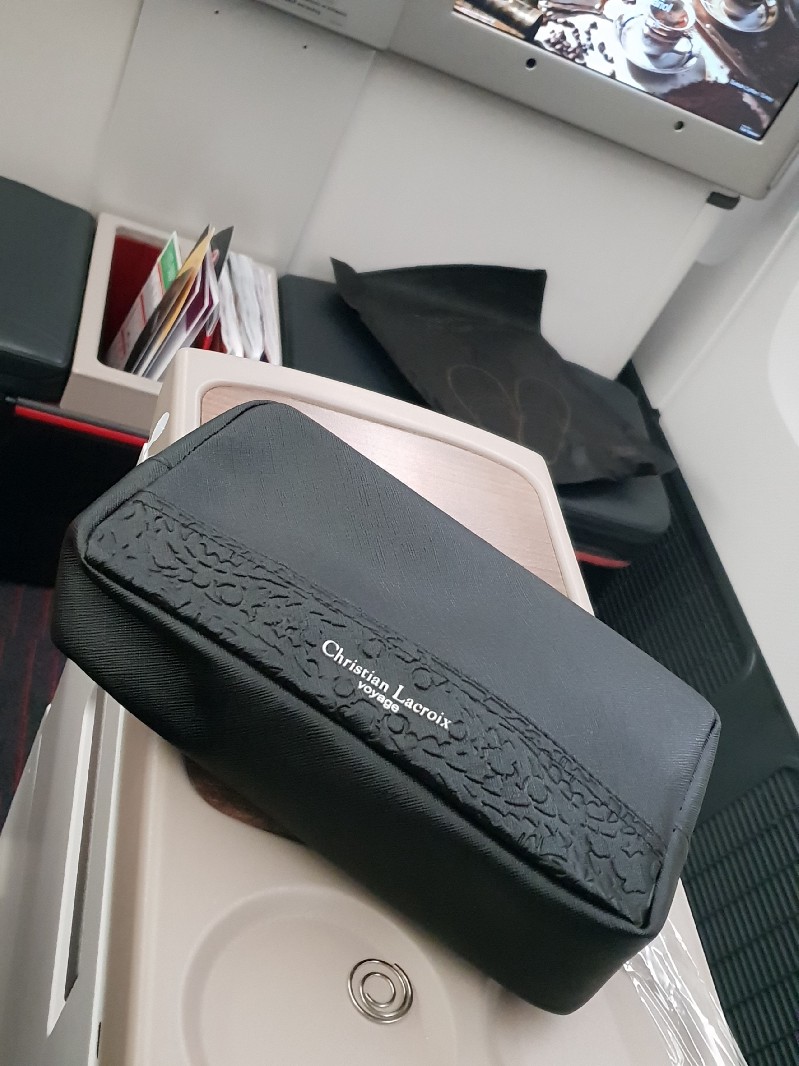 土耳其航空 777/738 商務艙紀錄 TPE-IST-AGP 馬拉加 伊斯坦堡 2019 - 這裡胡說 JL TALKS