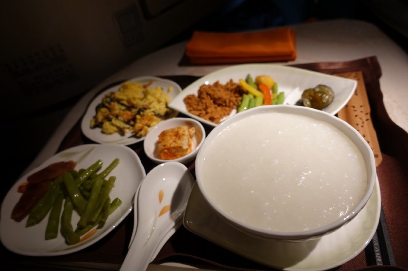長榮航空飛行紀錄 台北TPE-紐約JFK-台北TPE  皇璽桂冠艙 2018-01 - 這裡胡說 JL TALKS