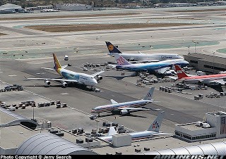 [航空543]The Aiport 機場 - 這裡胡說 JL TALKS