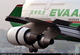 [航空543]為什麼飛機不能自己往後退 - 這裡胡說 JL TALKS