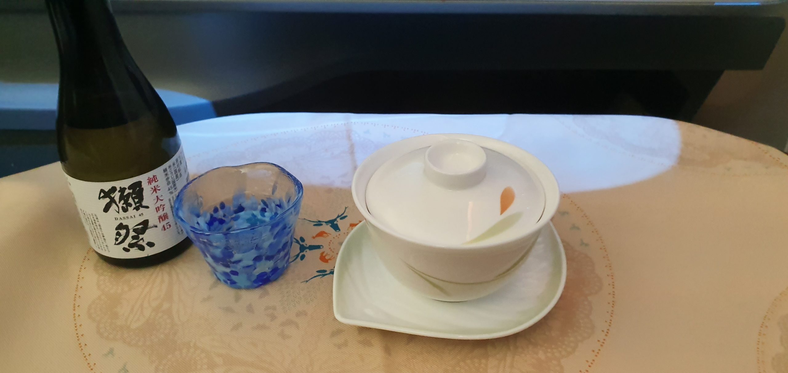 長榮航空787商務艙 183傑西實際感受如何?由BMW設計團隊設計 超過五百萬的座椅:787餐飲 長榮航空787商務艙 183傑西實際感受如何?由BMW設計團隊設計 超過五百萬的座椅:787餐飲