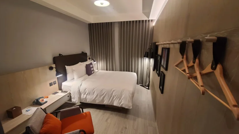 台灣第一間 MOXY 落腳台中 商旅跟青旅的變身 2022三訪記錄補完 - 這裡胡說 JL TALKS 台灣第一間 MOXY 落腳台中 商旅跟青旅的變身 2022三訪記錄補完 - 這裡胡說 JL TALKS