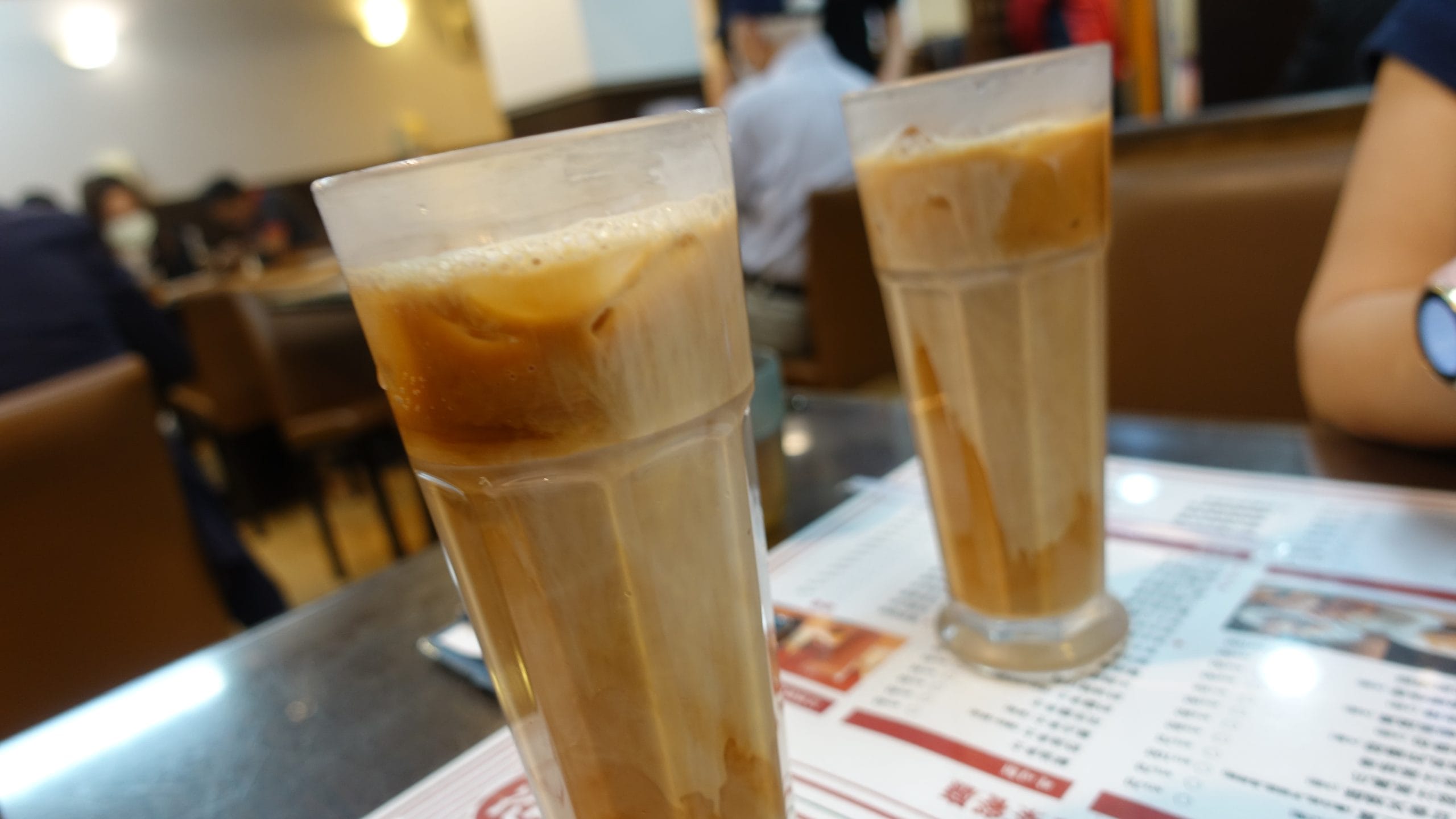 這奶茶真的很大杯，奶茶本人的奶茶都沒喝完因為分量真的很大