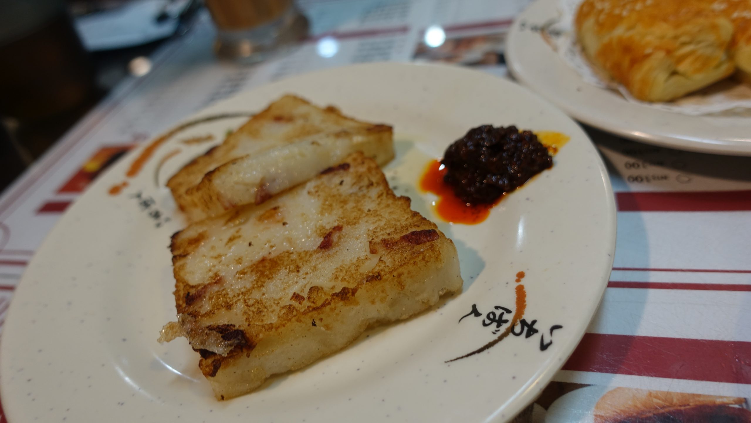 我自己很多推他們自己的辣椒非常夠味，配各式港點都非常合胃口