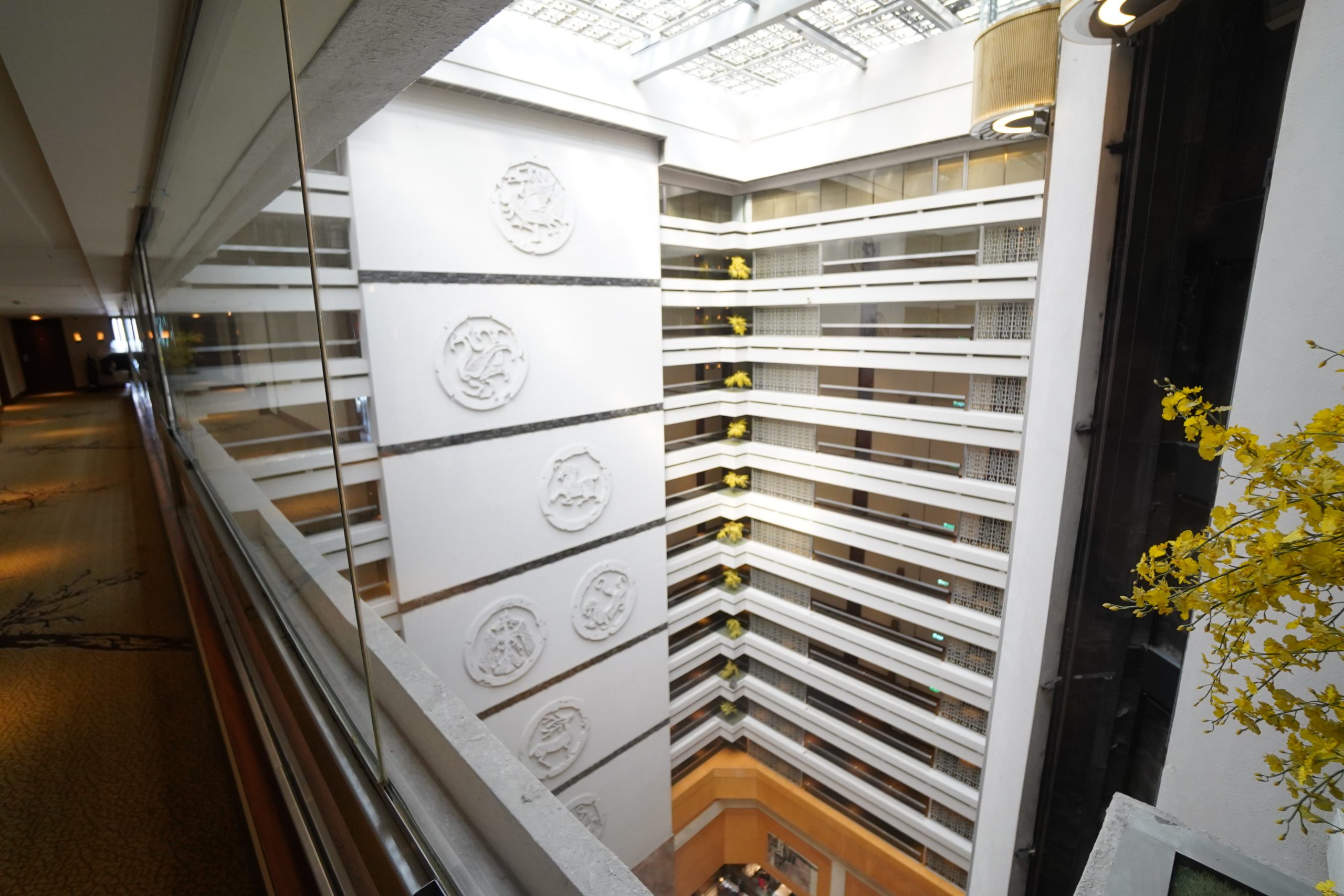 台北喜來登 Sheraton Grand Taipei 古早的來來飯店 政經核心距離北車最近的萬豪飯店：整體環境