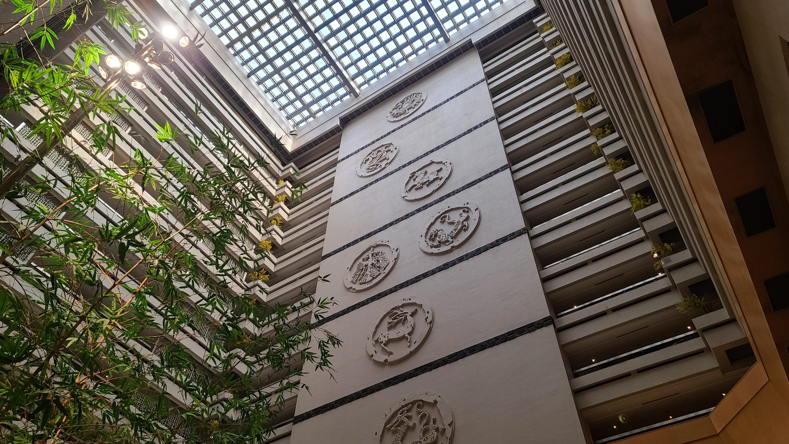 台北喜來登 Sheraton Grand Taipei 古早的來來飯店 政經核心距離北車最近的萬豪飯店：整體環境