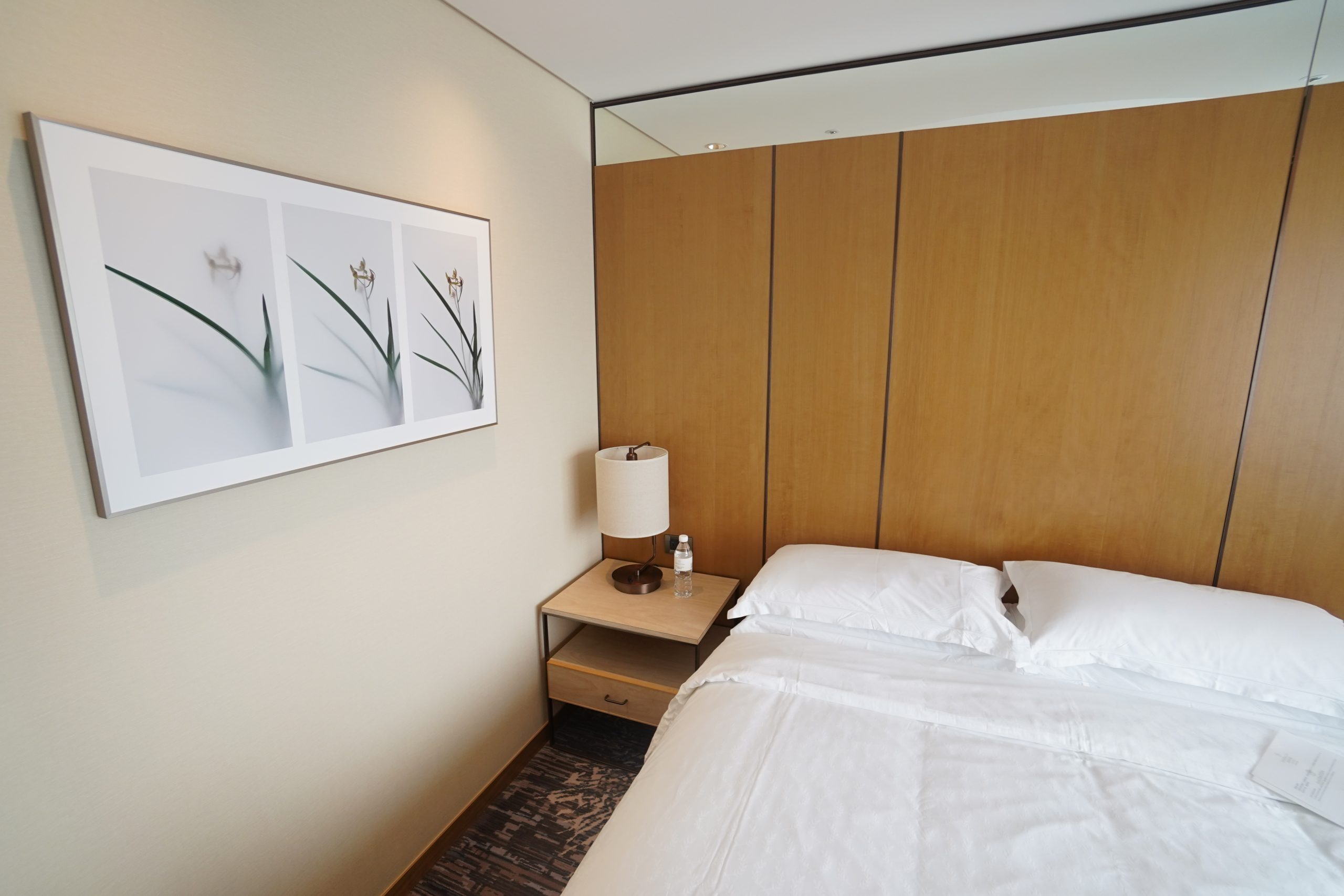 台北喜來登 Sheraton Grand Taipei 古早的來來飯店 政經核心距離北車最近的萬豪飯店：衣櫥