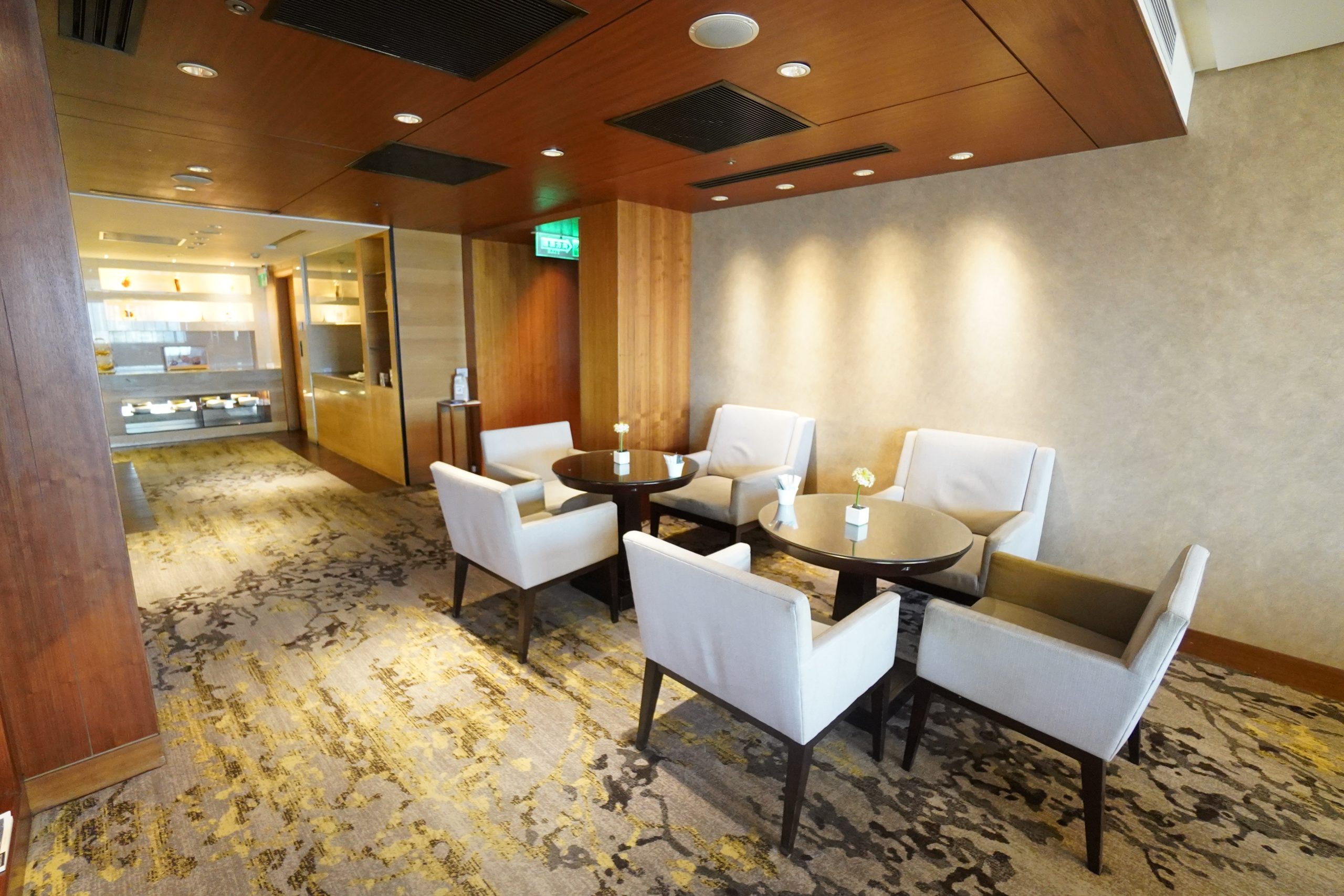 台北喜來登 Sheraton Grand Taipei 古早的來來飯店 政經核心距離北車最近的萬豪飯店：行政貴賓廳