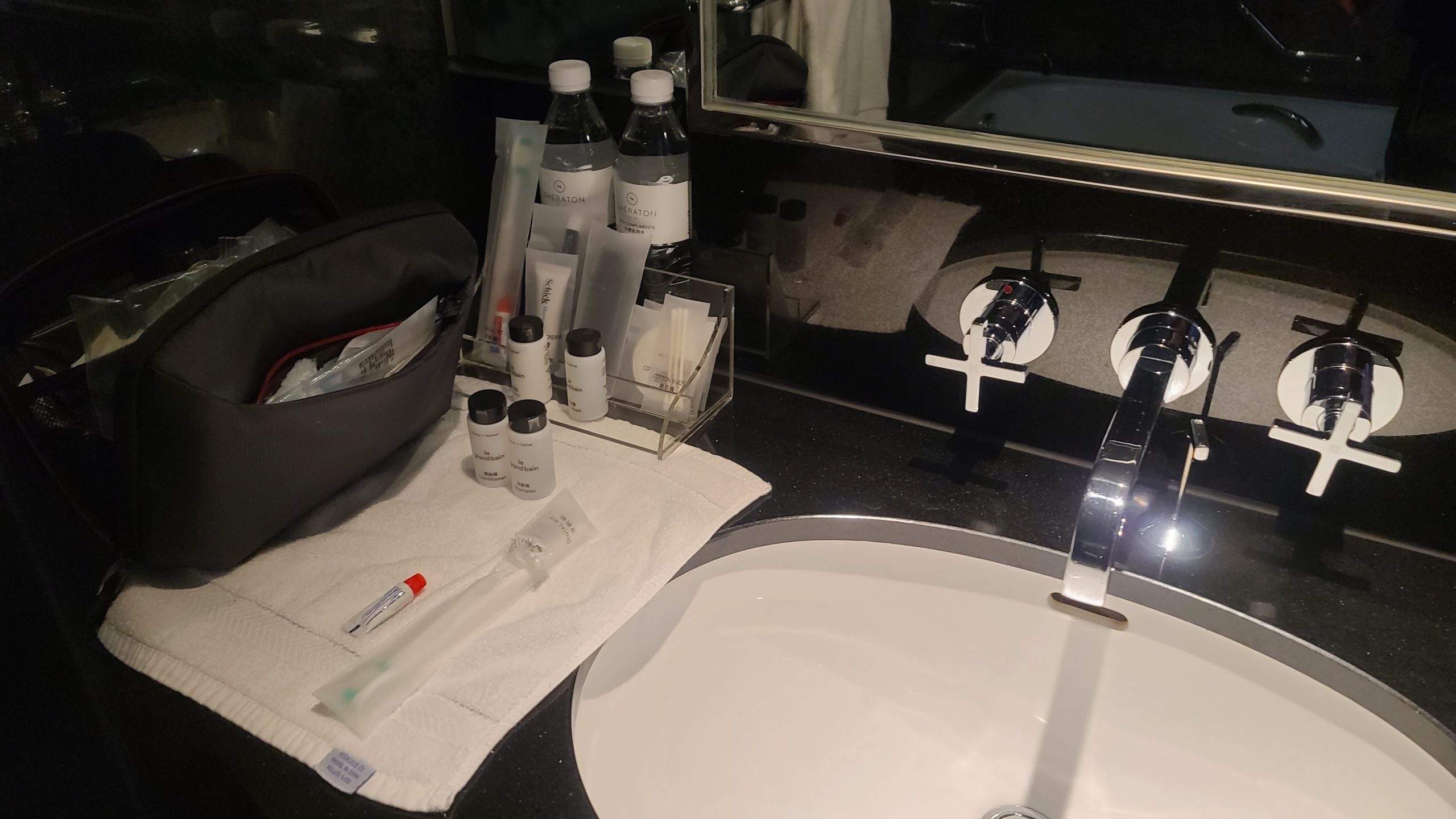 台北喜來登 Sheraton Grand Taipei 古早的來來飯店 政經核心距離北車最近的萬豪飯店：五星級飯店的小服務