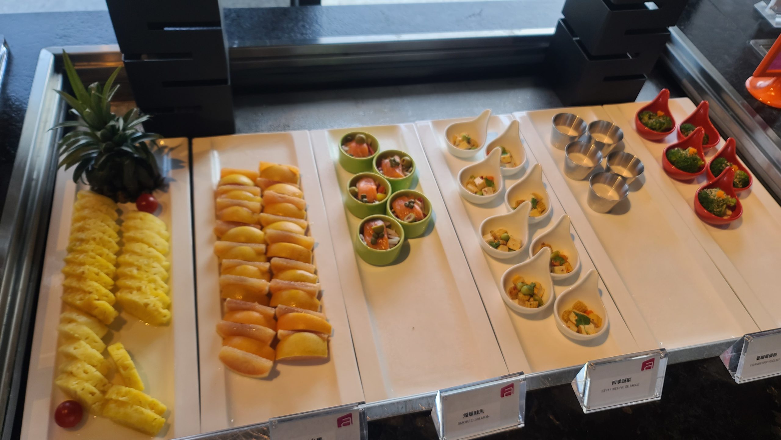 台北中山雅樂軒酒店 Aloft 噗通樂窩窗床角間（Splash Room） 走路就有米其林餐廳 輕時尚風：早餐 用餐地點是 W XYZ