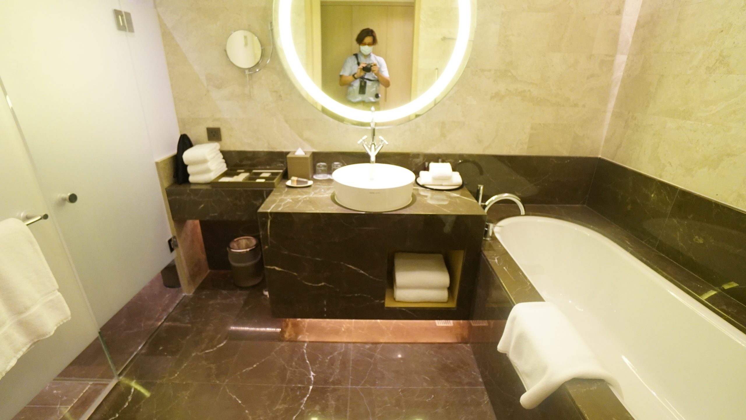 台北萬豪飯店 Marriott Taipei - 台灣最早的萬豪系統飯店 - 房間篇：浴室