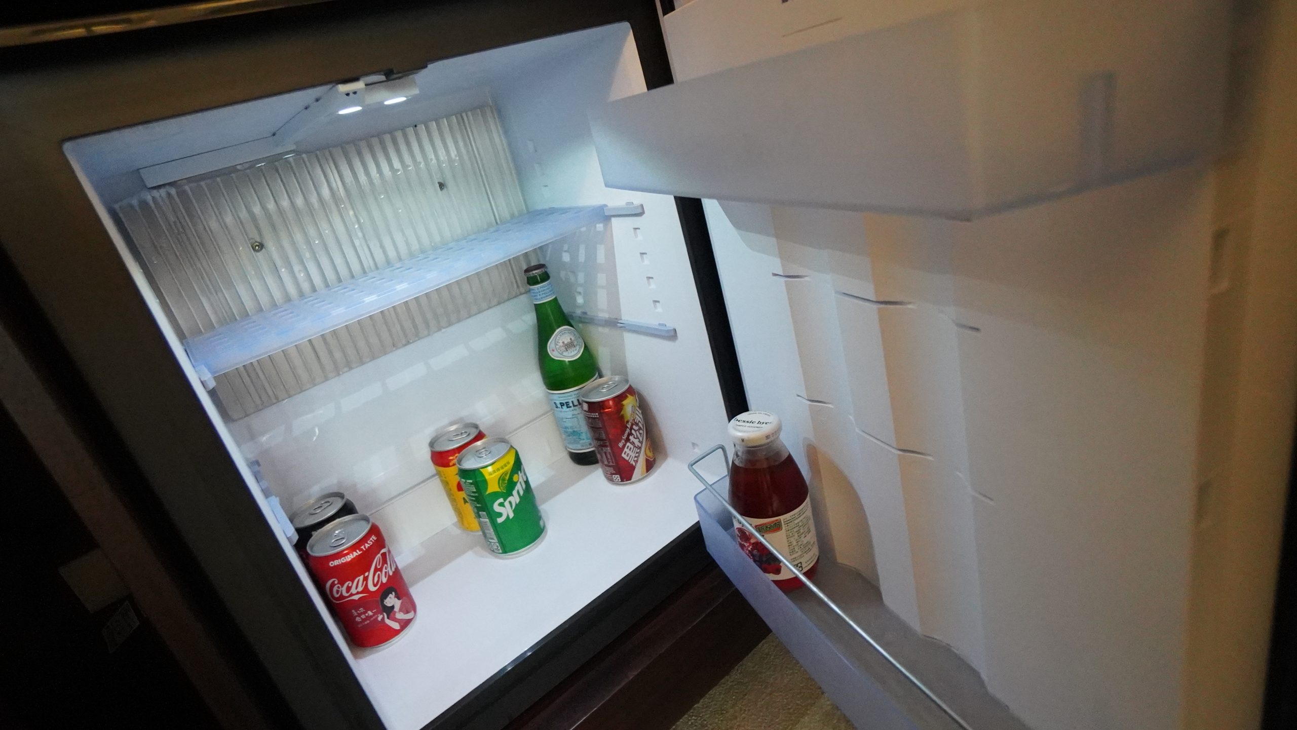 文華東方酒店 注重隱私 服務滿點 - 客房篇：MINI BAR