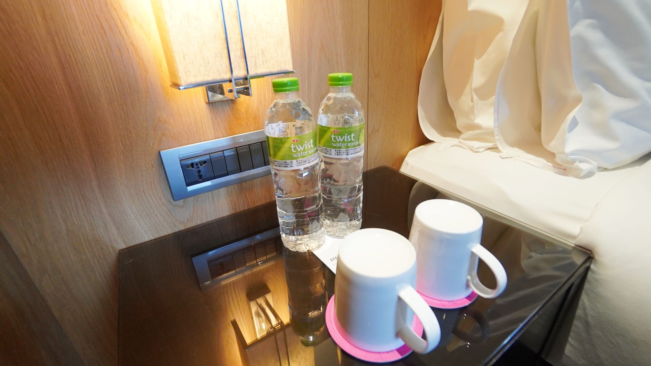 台北中山雅樂軒酒店 Aloft 二訪 快活樂窩單床（Aloft King Room） 輕時尚風 - 這裡胡說 JL TALKS