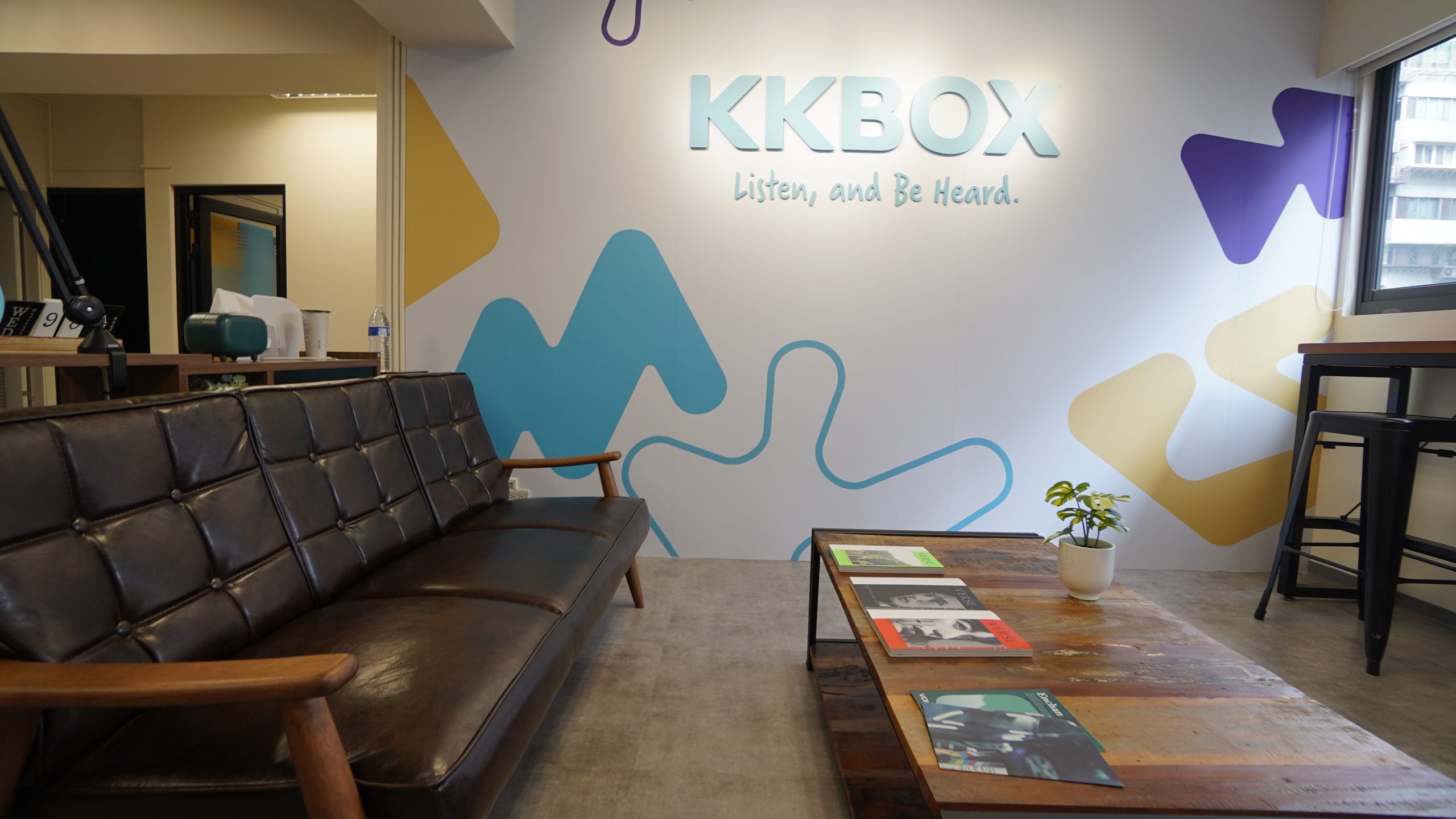KKBOX STUDIO 寵壞PODCASTER的錄音室：休息交誼空間