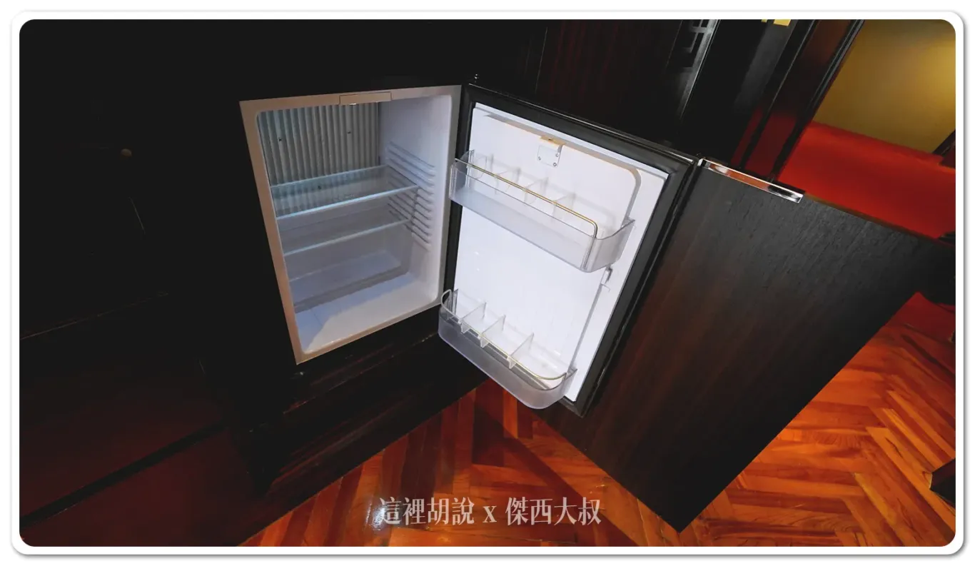 圓山飯店 每個角落都有故事 走入塵封已久的「圓山東密道」跟孔二小姐故居 吃國宴文化餐：MINI BAR
