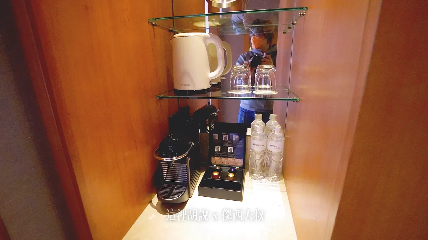 房間內提供NESPRESS咖啡機