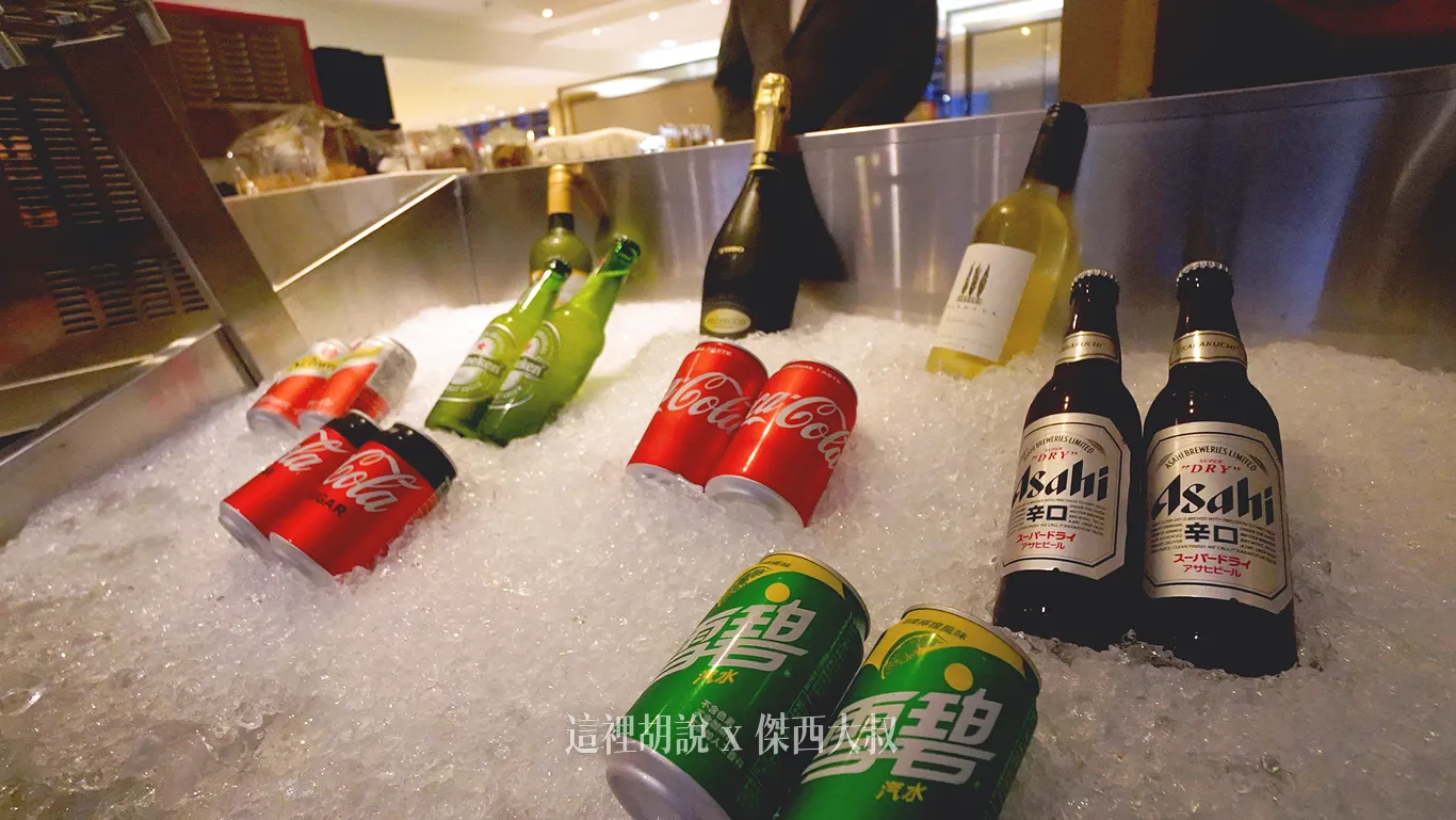 喝酒不開車開車不喝酒，未滿十八歲請勿飲酒
