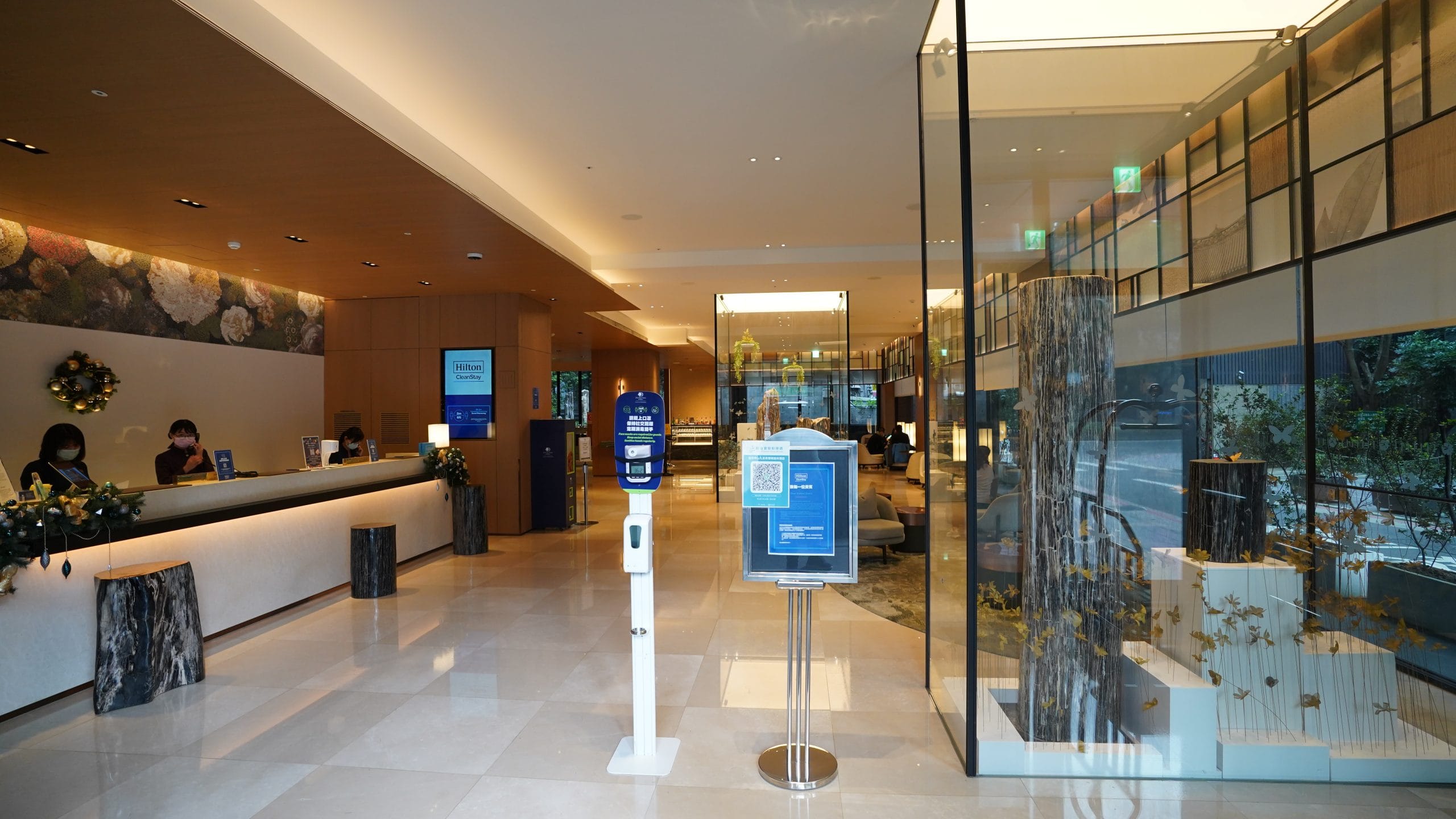 台北中山：九昱希爾頓逸林酒店 DoubleTree by Hilton Taipei Zhongshan 想把這組TOTO花灑搬回家：飯店外觀位置