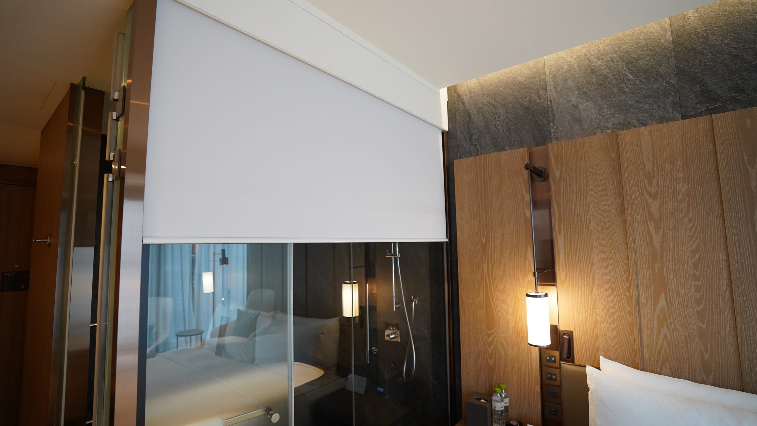 台北中山：九昱希爾頓逸林酒店 DoubleTree by Hilton Taipei Zhongshan 想把這組TOTO花灑搬回家：浴室