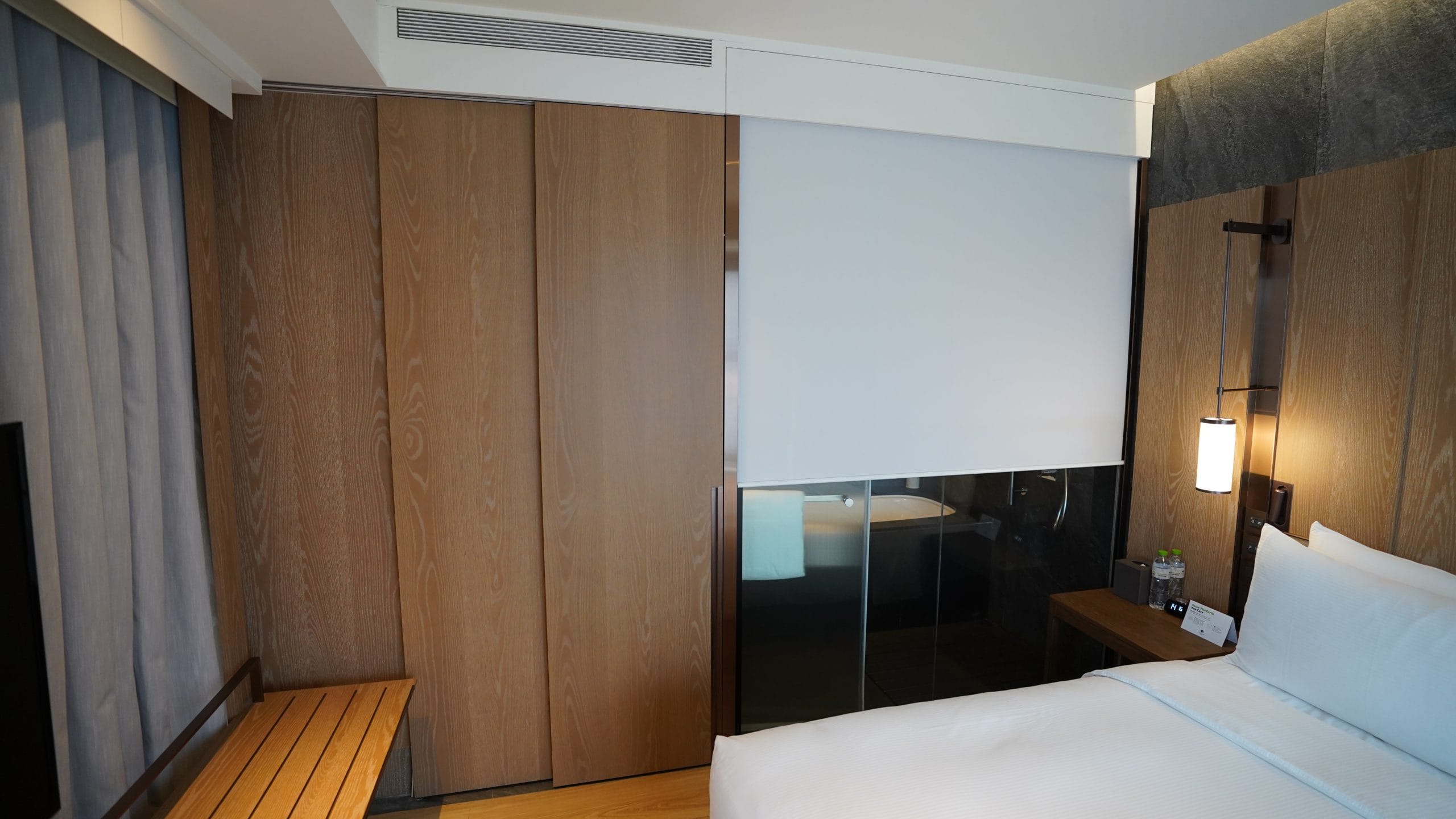 台北中山：九昱希爾頓逸林酒店 DoubleTree by Hilton Taipei Zhongshan 想把這組TOTO花灑搬回家：浴室