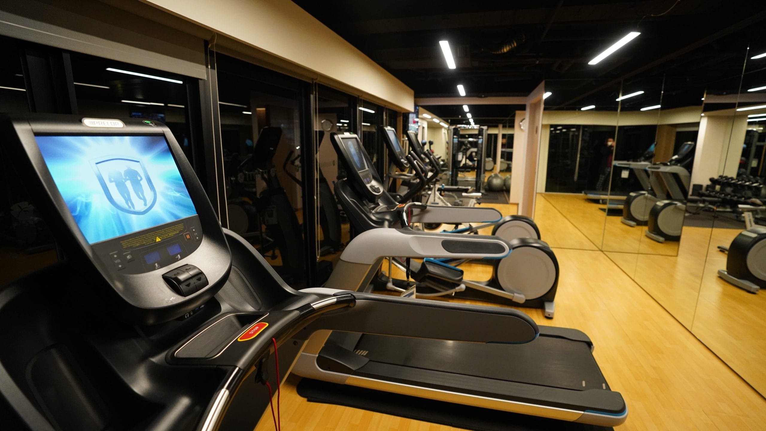 台北中山：九昱希爾頓逸林酒店 DoubleTree by Hilton Taipei Zhongshan 想把這組TOTO花灑搬回家：公共設備