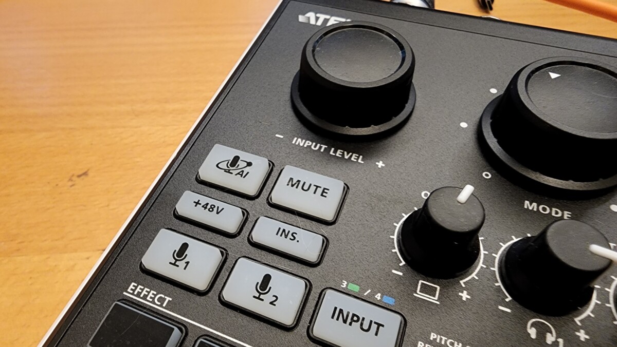 ATEN Podcast多聲道AI混音效果器 MicLIVE™ 6-CH UC8000 - 這裡胡說 JL TALKS ATEN Podcast多聲道AI混音效果器 MicLIVE™ 6-CH UC8000 - 這裡胡說 JL TALKS