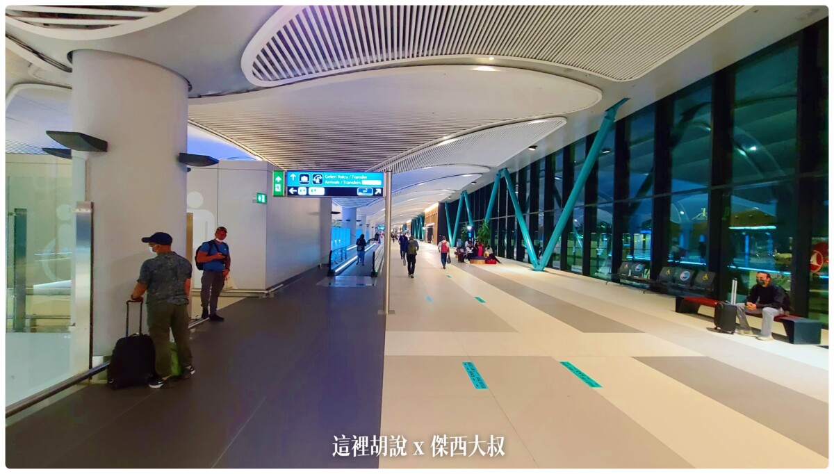 土耳其航空 商務艙飛行記錄 787-9 TPE-IST  / IST-TPE 2021 OCT 貴賓室 餐食：IST 轉機