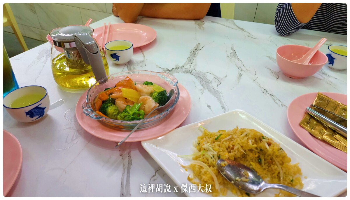 這次吃貨在新加坡吃什麼 還有最後失控的小印度購物中心 沙嗲是一定要吃的：龍海鮮螃蟹王 傑西的口袋螃蟹店