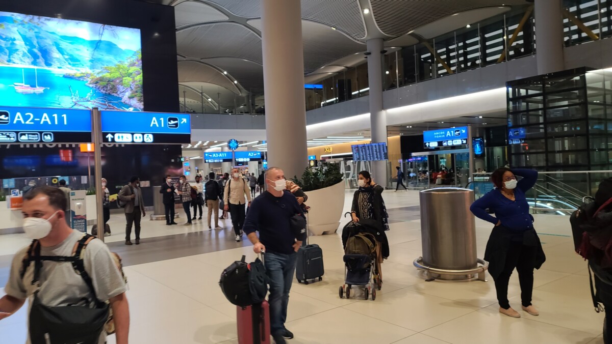 看到A1這個標示了嗎，是往下走歐因為錯過就會直接到A2