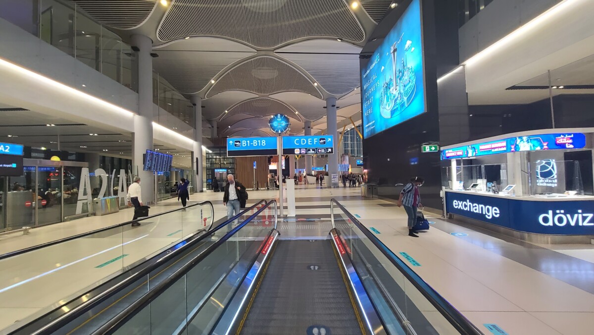土耳其伊斯坦堡機場 IST 地圖及攻略 IST AIRPORT MAP 機場懶人包 2025實地更新：大魔王二 藏在地下室的兩個登機門 A1/A4