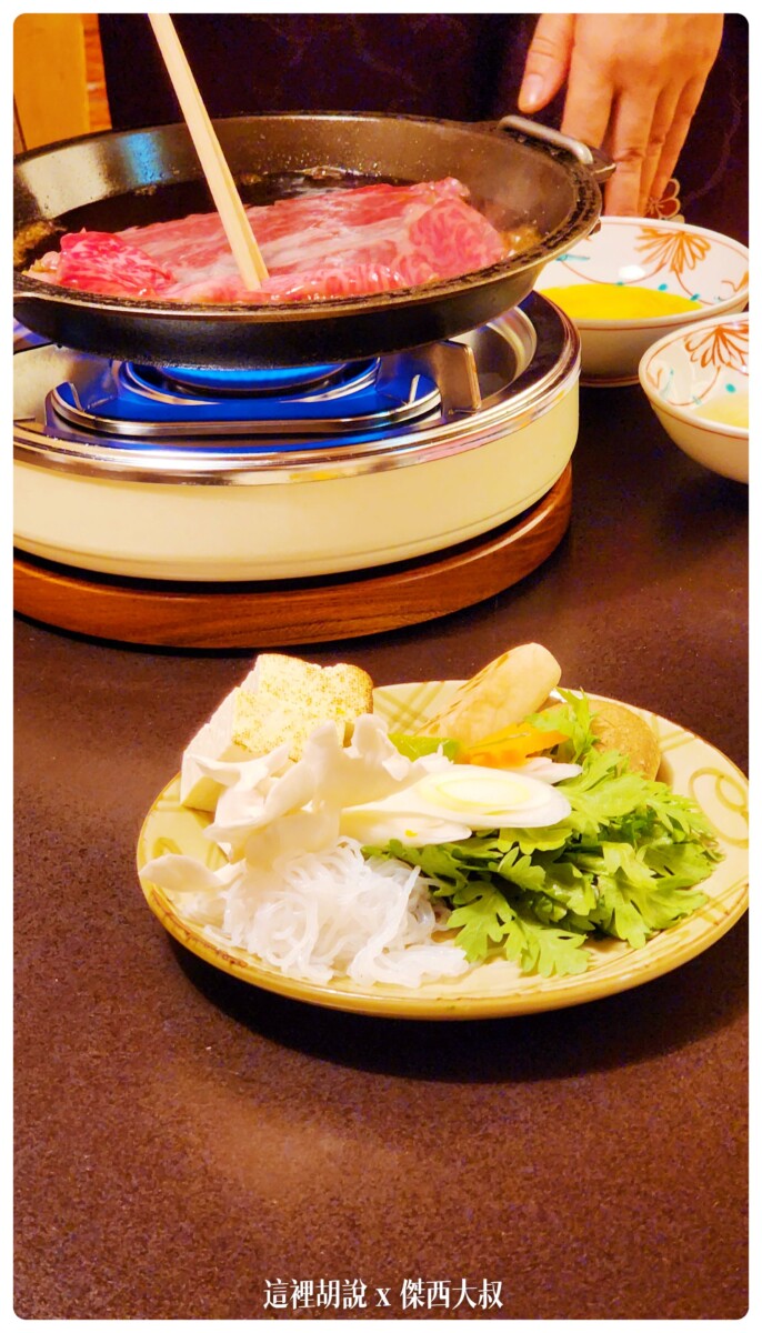 東京 兩個今半壽喜燒PK： 人形町 今半 分家弟弟店 服務細緻分店多 高CP值午餐推薦：桌邊服務