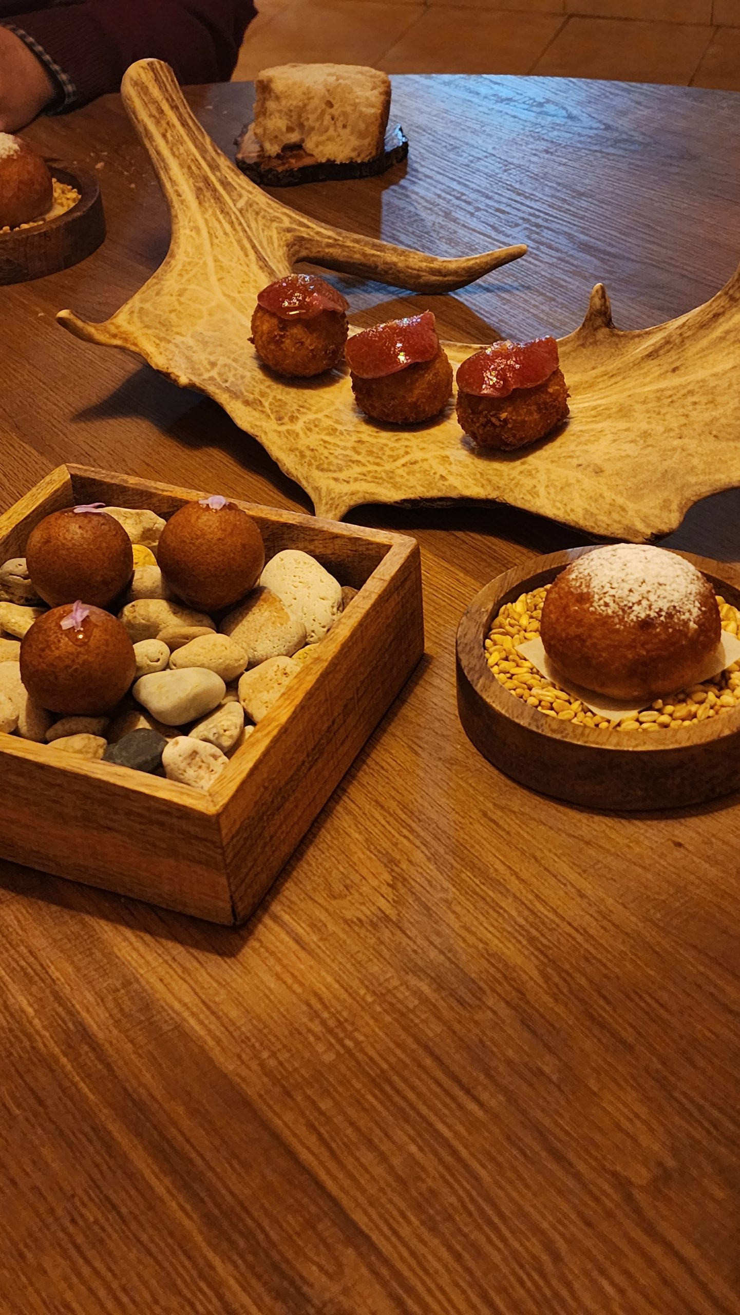 吃遍大半個西班牙的吃貨筆記 隨隨便便都會碰到米其林餐盤推薦  [總表]：哈恩 / ALMOROJE raíces segureñas