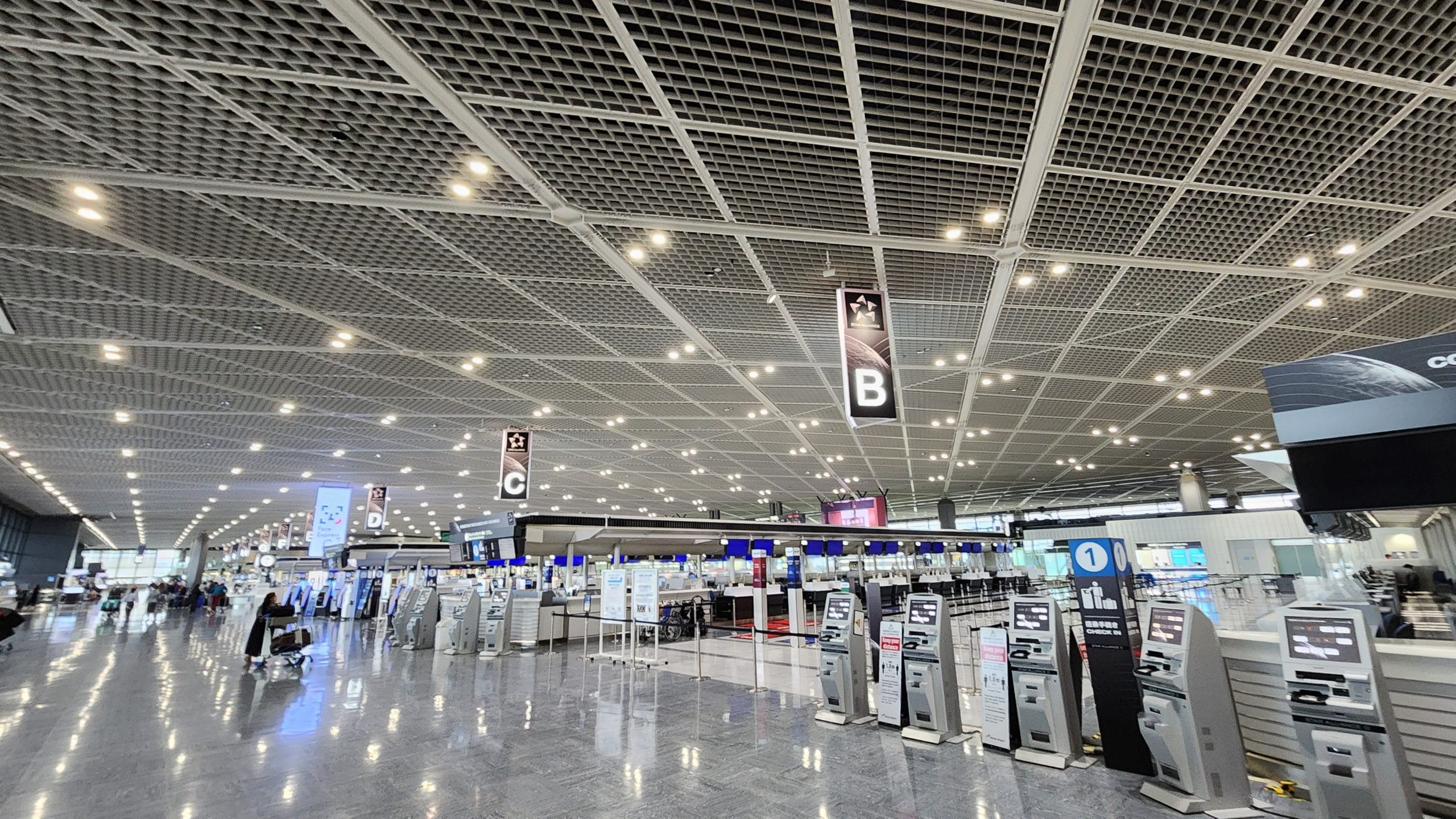 日本出境自動通關走道