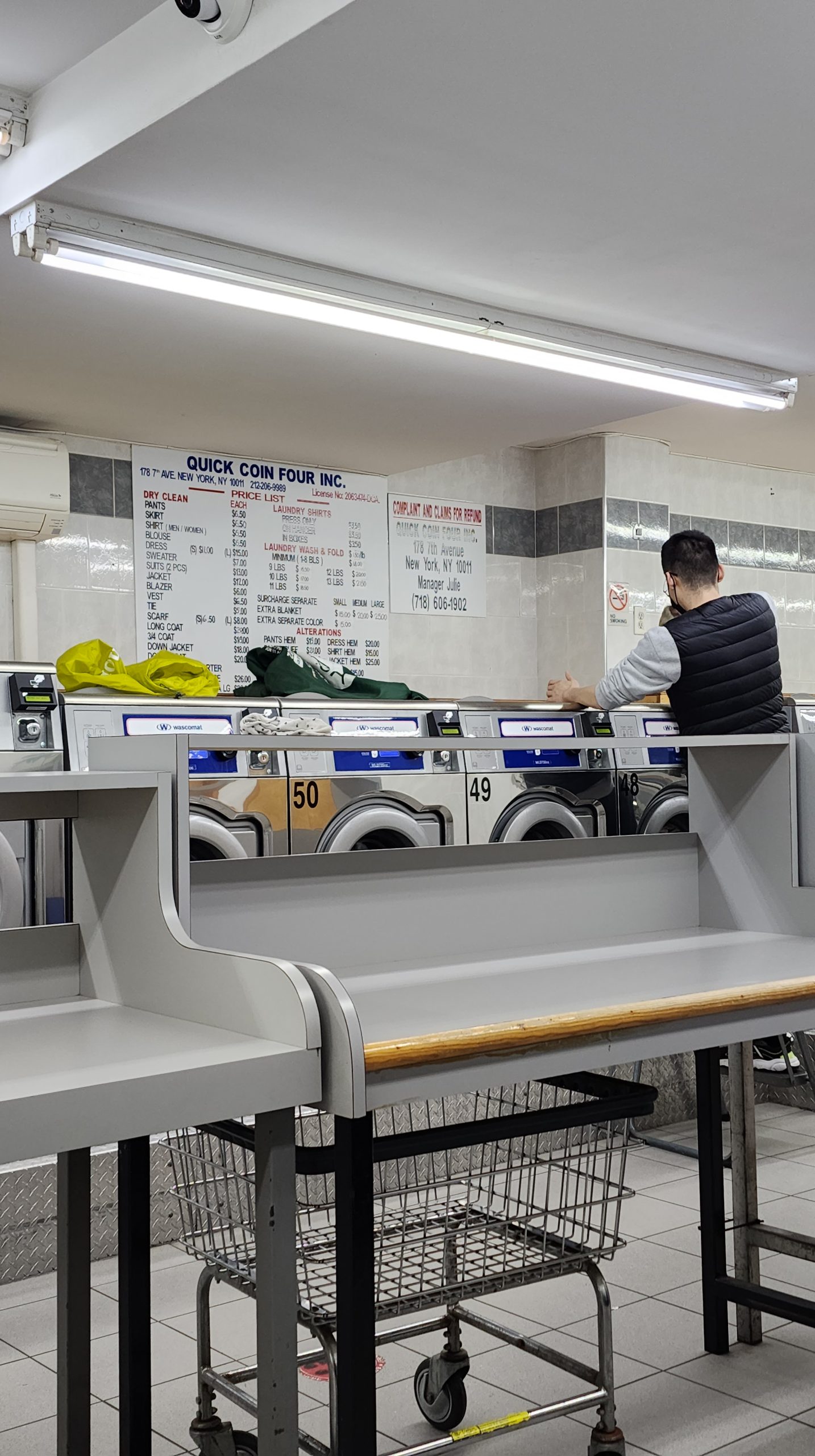 紐約 雀兒喜：為了SLEEP NO MORE挑的飯店 Four Points Chelsea / The Chelsean New York Hotel：最近的洗衣店