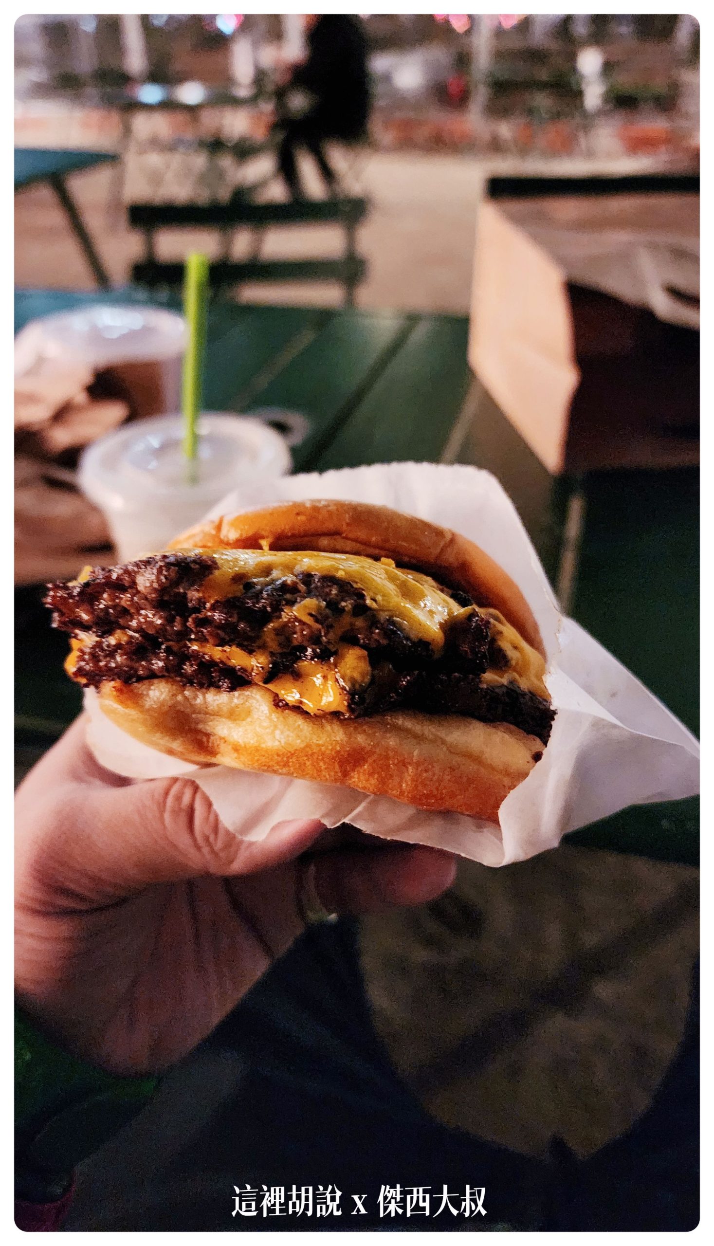 紐約城市影像日記 2023-01：SHAKE SHACK 創始店 麥迪遜公園廣場店