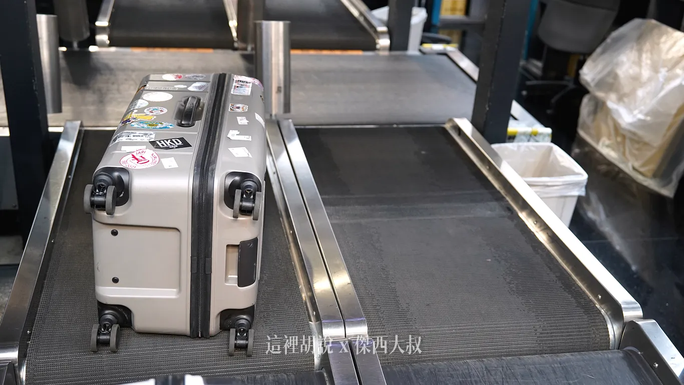 傑西的AZPAC行李箱寫真集/機場報到/車站置物櫃/飯店展開/後車廂：2025