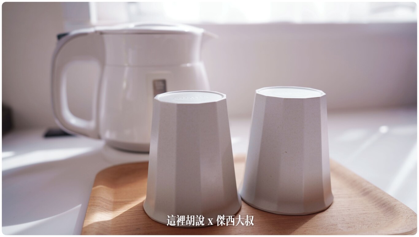 真的還蠻喜歡這店熱水壺的外型
