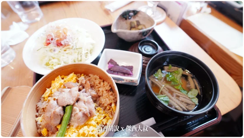 秋田：花善比內雞肉親子丼 兩年鐵路便當冠軍 照片記錄 - 這裡胡說 JL TALKS