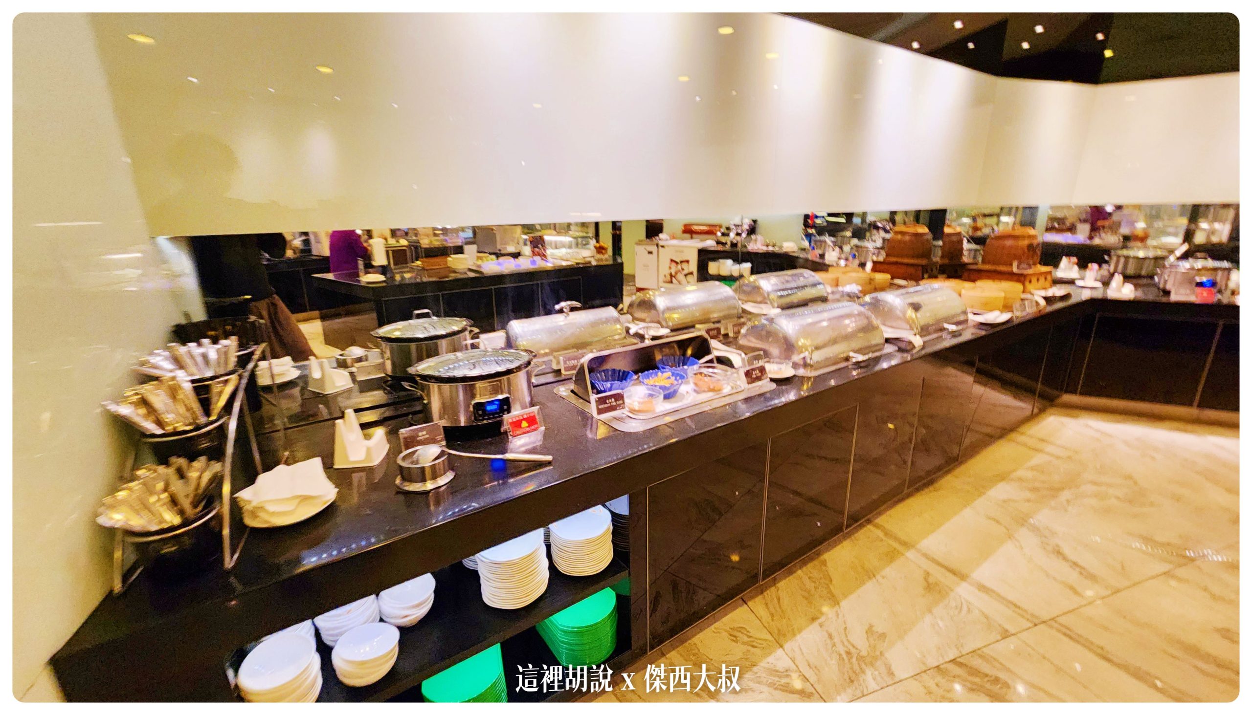 Four EVA AIR lounges in Taoyuan Airport (TPE)：The Infinity : Business Class Lounge