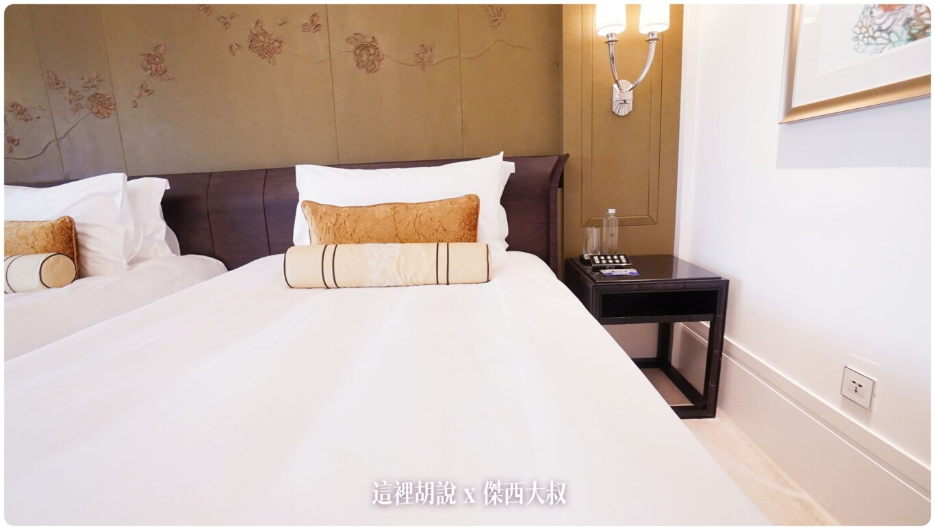 台北文華東方酒店 優雅及服務細節兼具的頂級服務飯店 餐飲細緻 Mandarin Oriental Taipei：床鋪