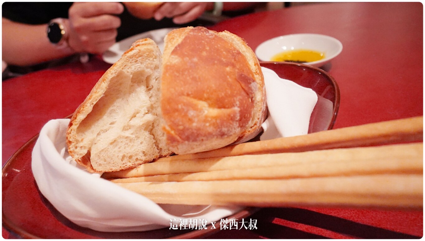 台北文華東方酒店 優雅及服務細節兼具的頂級服務飯店 餐飲細緻 Mandarin Oriental Taipei：晚餐