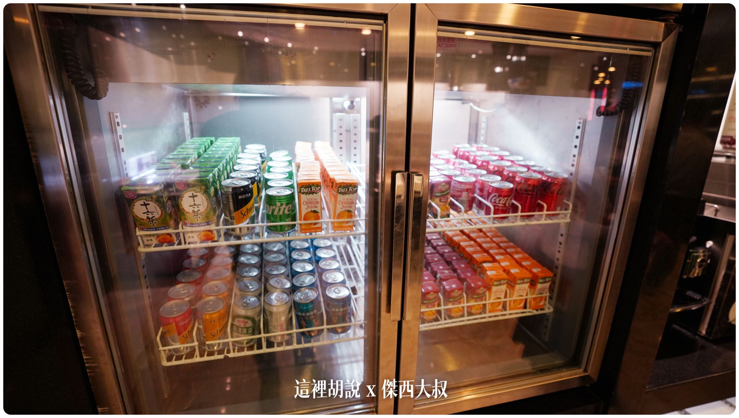 Four EVA AIR lounges in Taoyuan Airport (TPE)：The Infinity : Business Class Lounge