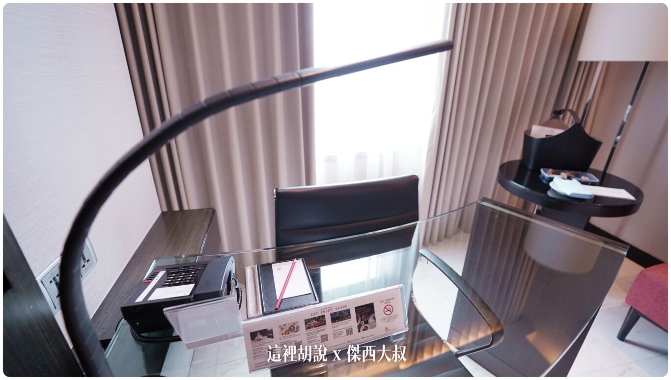 曼谷素坤逸萬豪酒店 Bangkok Marriott Hotel Sukhumvit 傑西住超過五次的曼谷飯店：寫字桌
