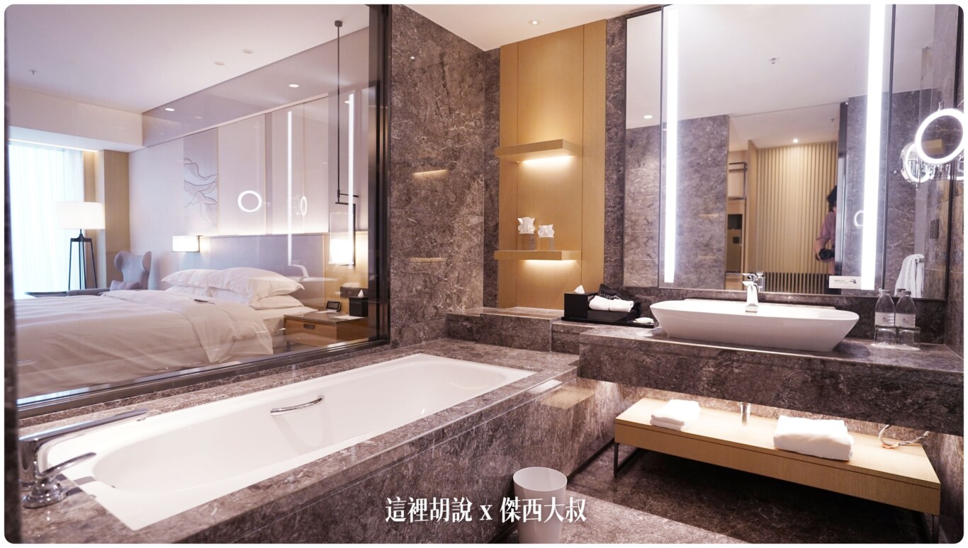 疫情後再訪高雄萬豪 Marriott Kaohsiung 高雄唯一萬豪集團飯店：浴室
