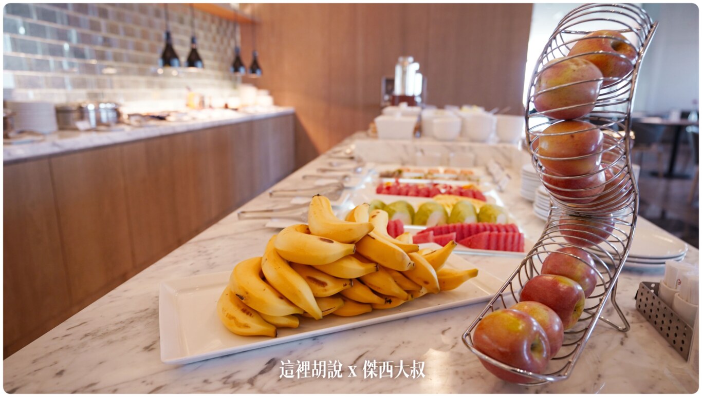 疫情後再訪高雄萬豪 Marriott Kaohsiung 高雄唯一萬豪集團飯店：行政酒廊早餐 / HAPPY HOUR