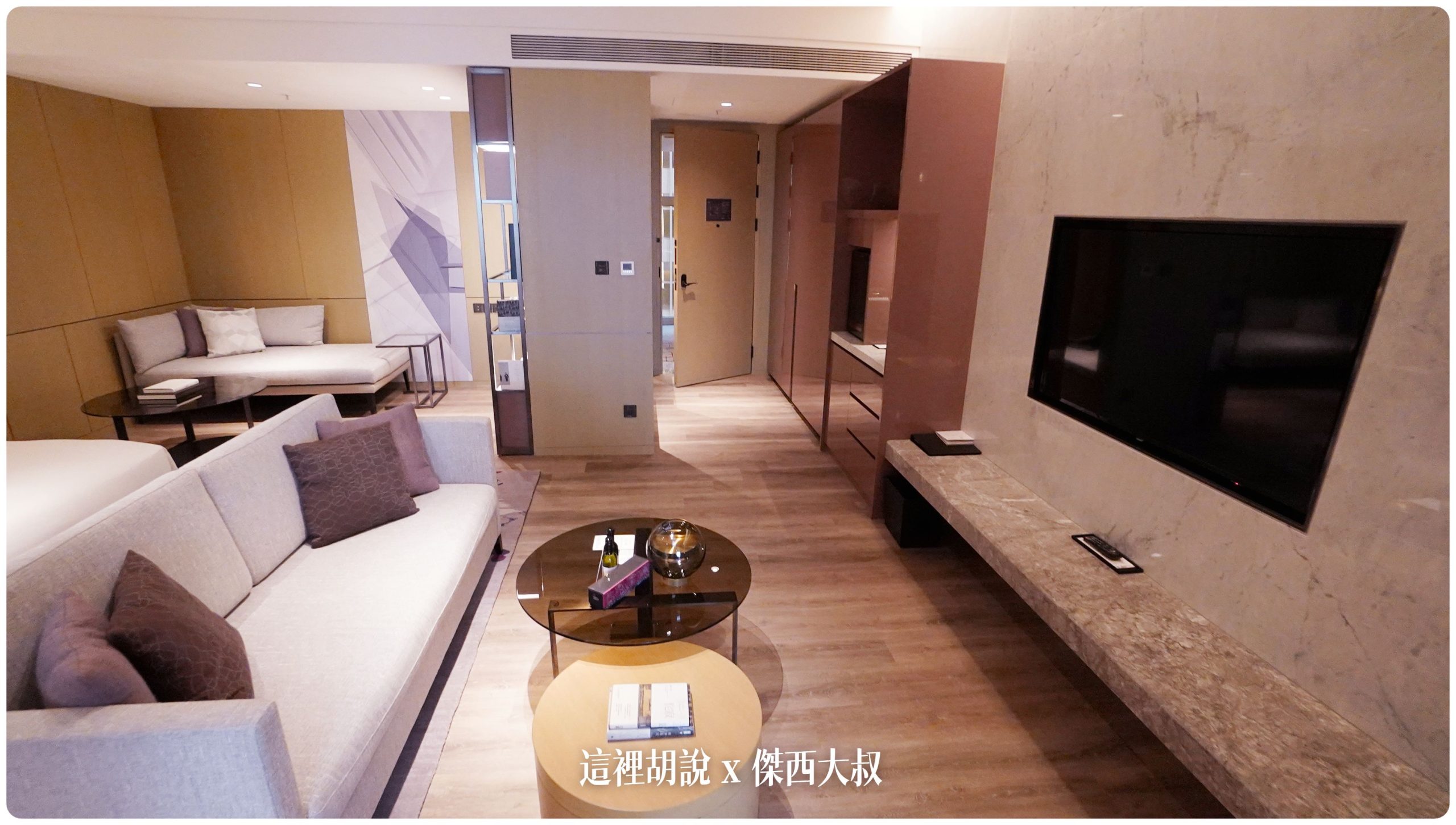 高雄萬豪酒店套房 尊榮套房跟萬豪套房照片記錄 Marriott Kaohsiung：尊榮套房：概觀