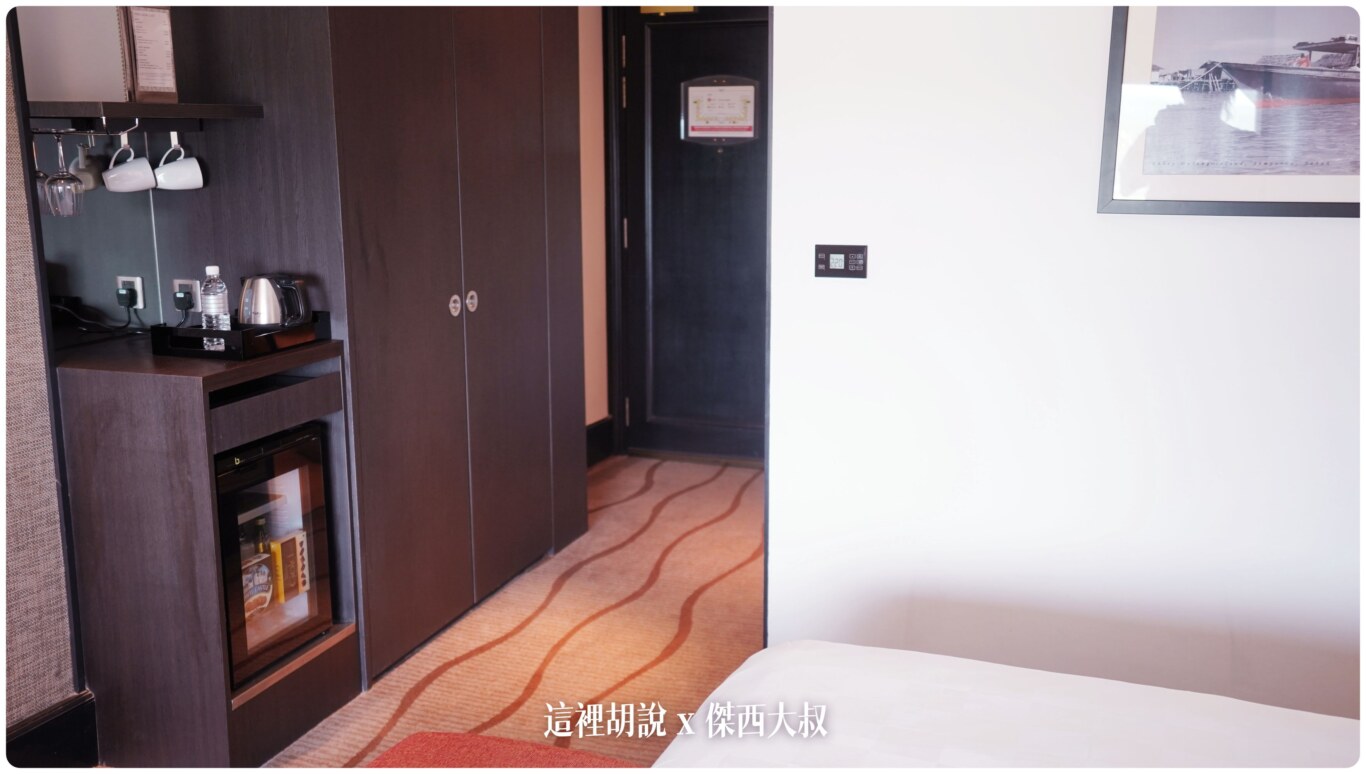 馬來西亞吉隆坡機場飯店 薩馬薩瑪克利亞酒店  SAMA SAMA HOTEL 兩分鐘就到航廈：Sama-Sama Hotel 客房