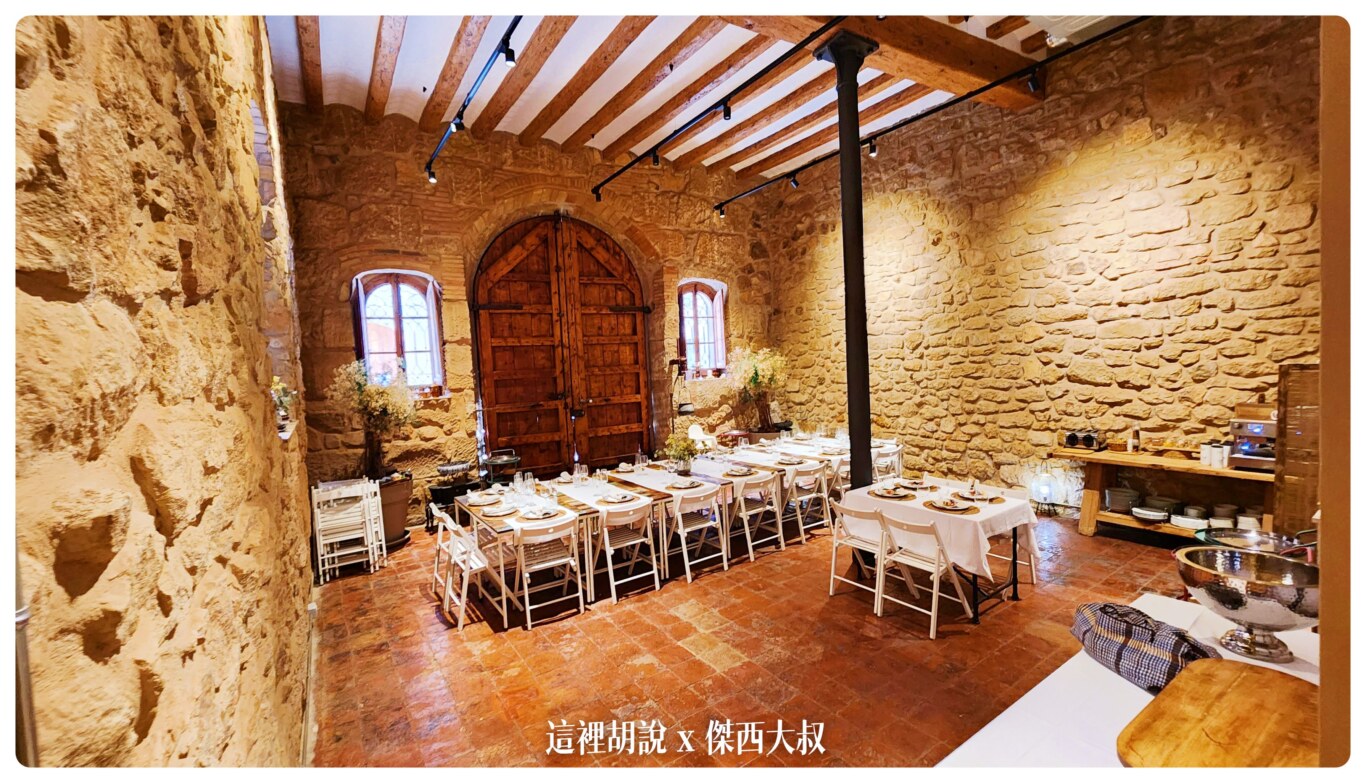 西班牙巴拉格爾 (Balaguer)：La Casa Del Miracle 非常溫馨的度假小屋 不小心遇到市集：餐廳